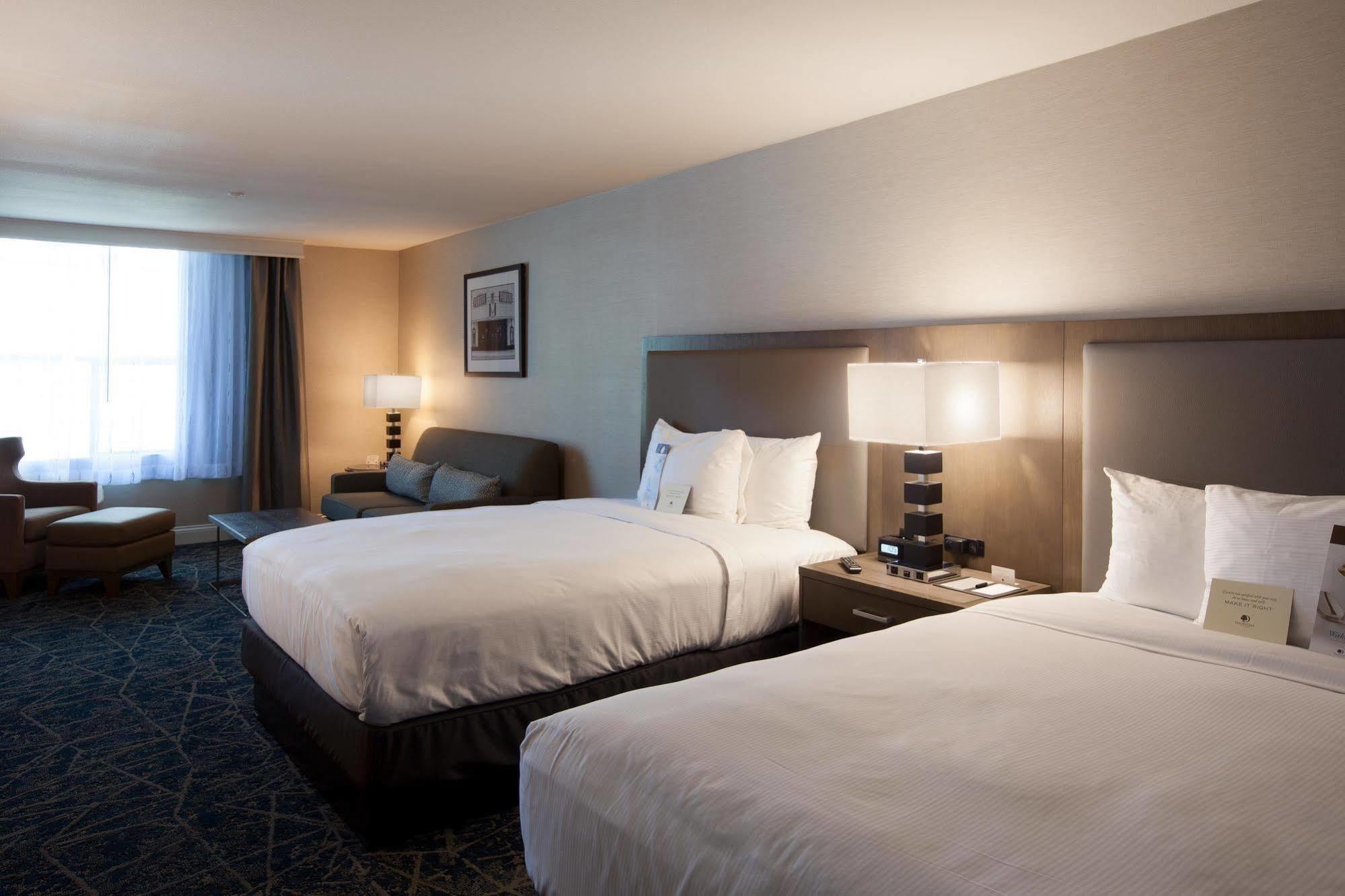 Doubletree By Hilton Pomona Hotel Buitenkant foto