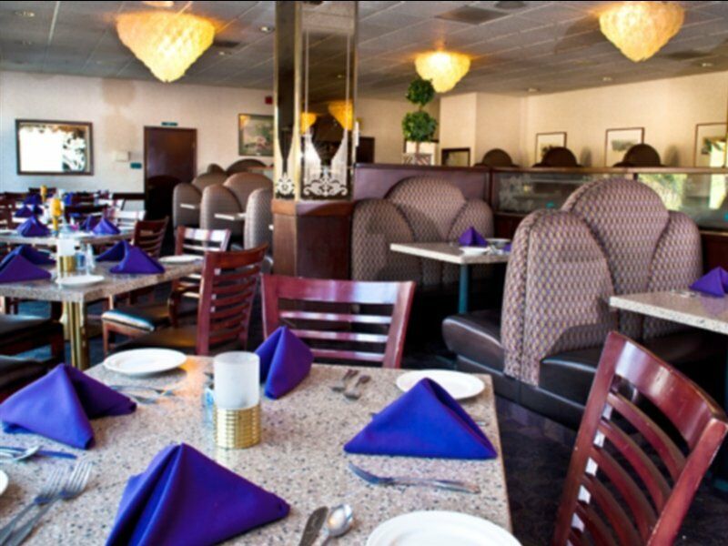 Doubletree By Hilton Pomona Hotel Buitenkant foto